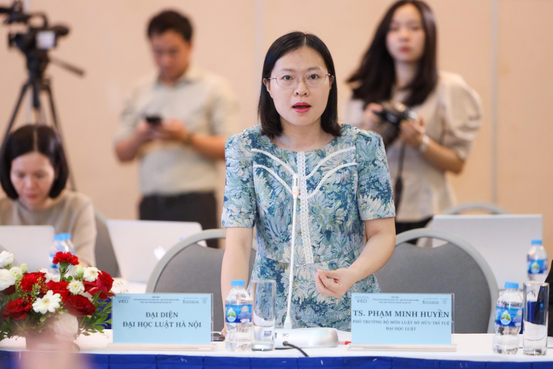 khai-mo-ky-nguyen-bao-ve-tai-san-vo-hinh-dien-dan-the-che-hoa-doi-moi-sang-tao-bao-ve-tai-san-vo-hinh-theo-tinh-than-nghi-quyet-68-nqtw-1-doanhnghiepplus-4-1757588480.jpg