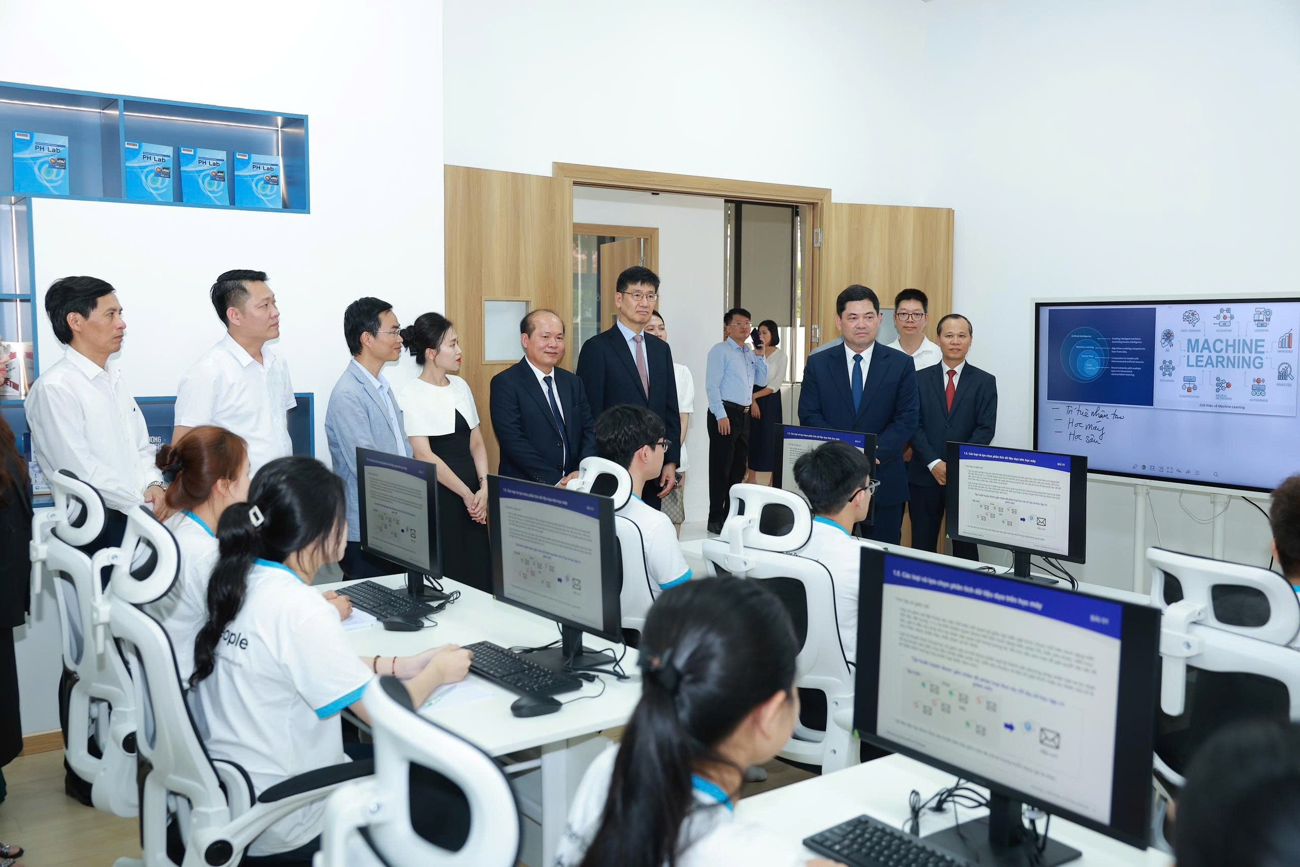 samsung-innovation-campus-2026-tang-toc-dao-tao-nhan-luc-cong-nghe-cao-doanhnghiepplus-4-1776338537.jpg