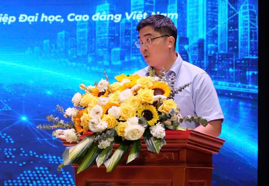 dai-hoc-tro-thanh-be-phong-startup-cong-nghe-tu-giang-duong-den-chien-luoc-doi-moi-sang-tao-quoc-gia-doanhnghiepplus-2-1778888894.jpg