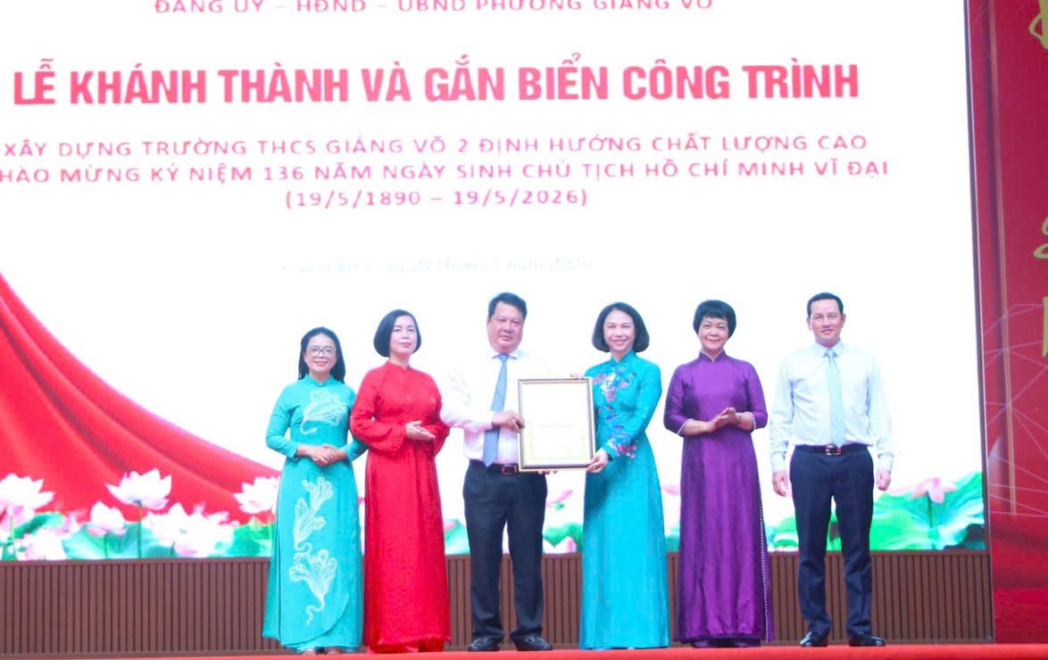 ha-noi-khanh-thanh-va-gan-bien-cong-trinh-truong-thcs-giang-vo-2-doanhnghiepplus-1-1779390205.jpg