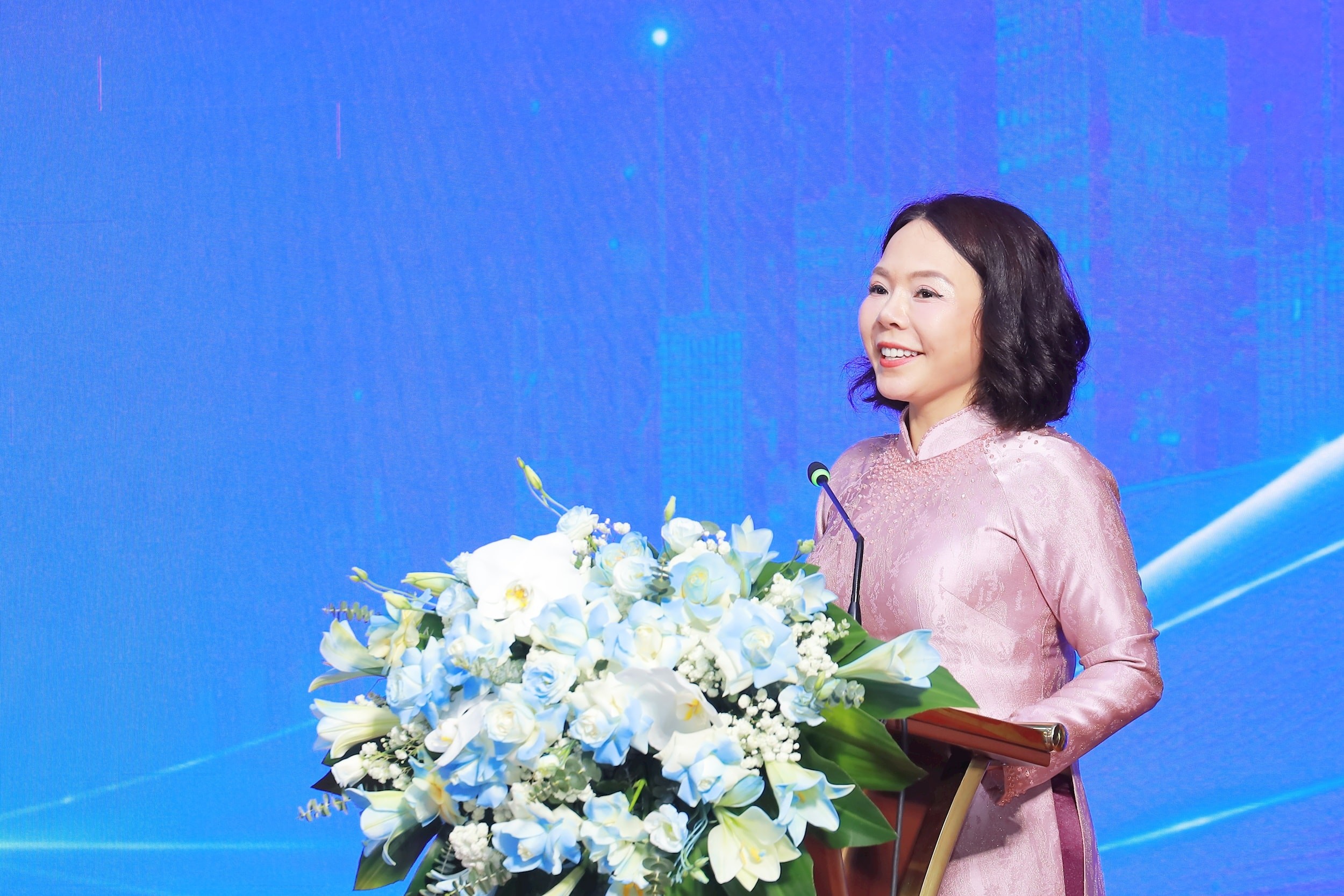 nang-luc-so-chia-khoa-vang-giup-giao-duc-viet-nam-but-toc-trong-ky-nguyen-ai-doanhnghiepplus-5-1779387470.jpg