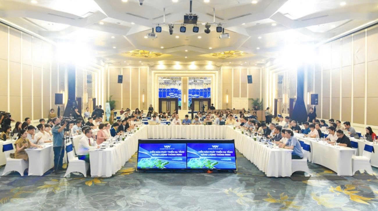 ha-tang-nang-luong-thong-minh-nen-mong-moi-cho-tang-truong-xanh-doanhnghiepplus-2-1782305220.jpg