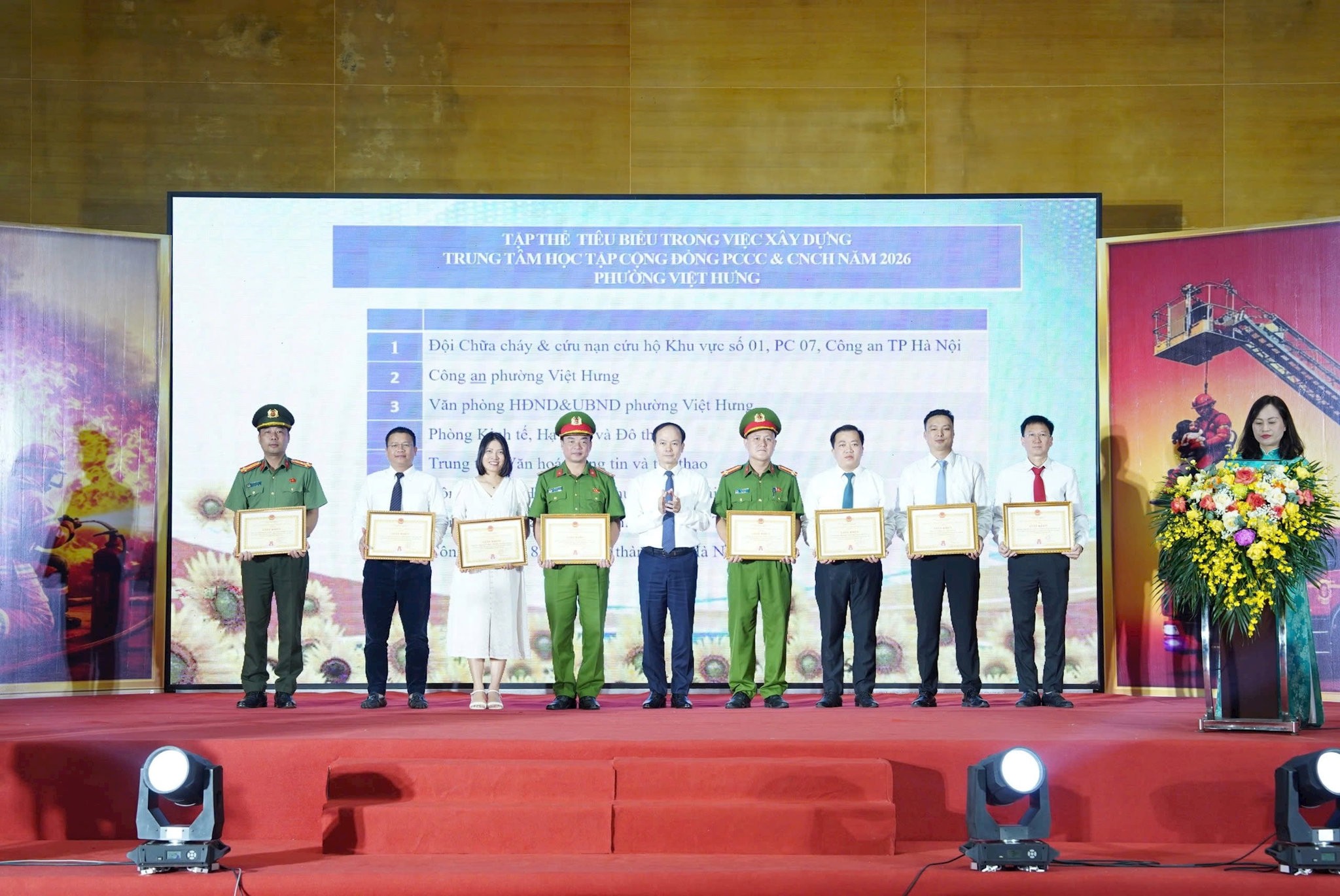viet-hung-dua-ky-nang-phong-chay-chua-chay-thanh-nang-luc-tu-bao-ve-cua-cong-dong-doanhnghiepplus-222-1786786785.jpg