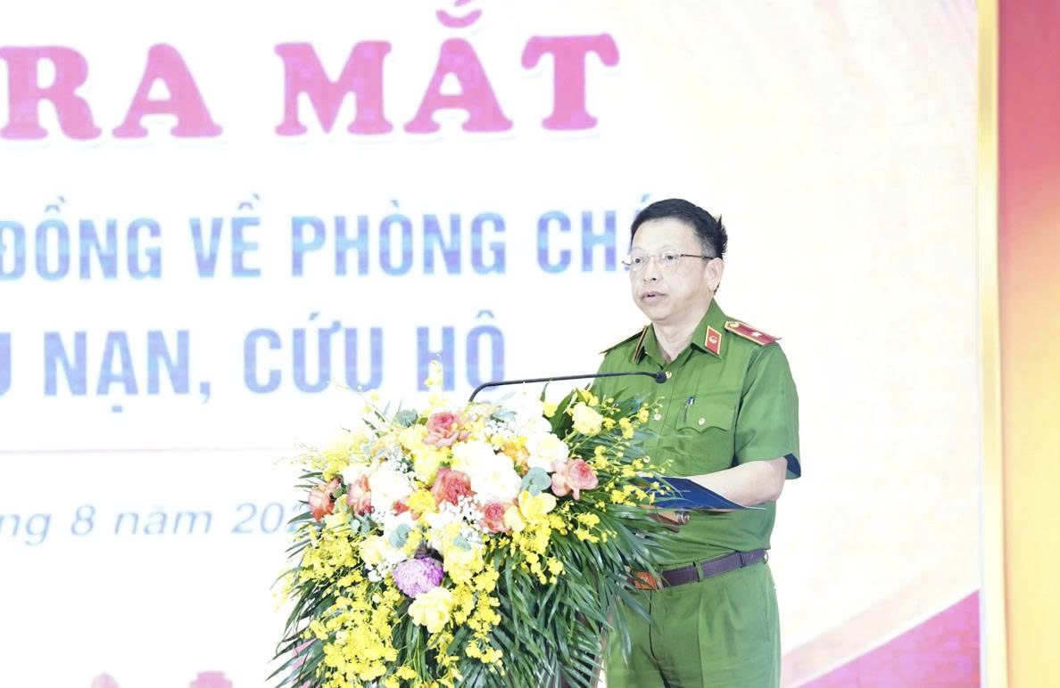 viet-hung-dua-ky-nang-phong-chay-chua-chay-thanh-nang-luc-tu-bao-ve-cua-cong-dong-doanhnghiepplus-3-1786786438.jpg