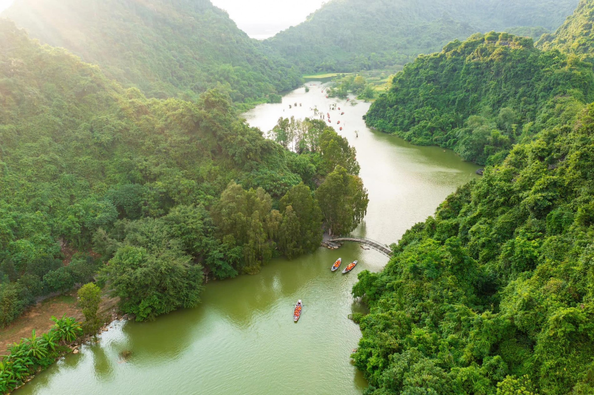 Top 5 tour Ninh Bình 1 ngày siêu tiết kiệm tín đồ mê xê dịch