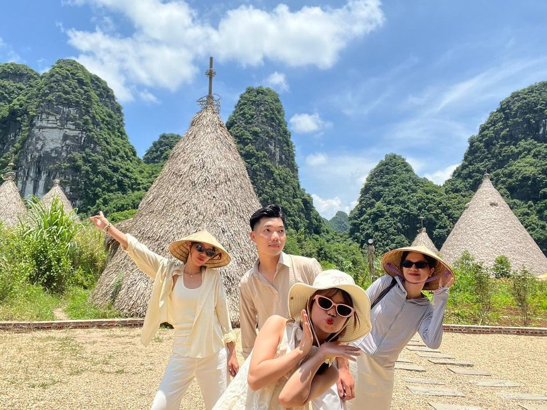 Vé tham quan đảo Khê Cốc: 100.000 đồng/người. Ảnh: van_awhh29