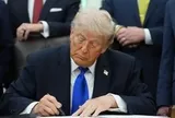 Tổng thống Mỹ Trump bất ngờ áp thuế 25% với xe hơi và xe tải từ Liên minh châu Âu