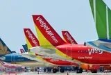 Hàng loạt tuyến tàu và chặng bay giảm giá vé