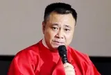 NSND Tự Long gây bất ngờ ở tuổi 53