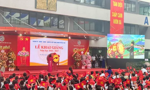 Trường Trung học cơ sở Trần Duy Hưng khai giảng năm học mới 2026-2027