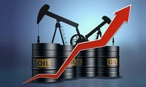 Giá dầu thế giới lại 'nhảy múa' sau khi ông Trump tuyên bố đưa Iran 'về thời kỳ đồ đá'