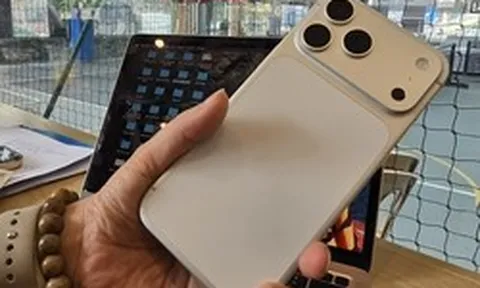 Góc cảnh giác: Đang yên đang lành bỗng dưng "trúng iPhone"