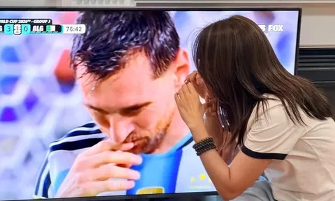 Ca sĩ Mỹ Tâm gây sốt khi "tỏ tình" với siêu sao Messi