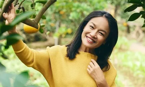 Cuộc sống điền viên bên khu vườn hàng nghìn m² xanh mát của diễn viên Tú Oanh