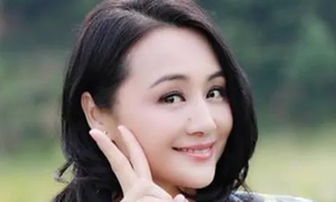 Cuộc sống ở tuổi 52 gây bất ngờ của nữ diễn viên từng phải cắt dạ dày vì ung thư