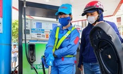 Sắp tới có thể mỗi cây xăng một giá, tăng giảm trong ngày