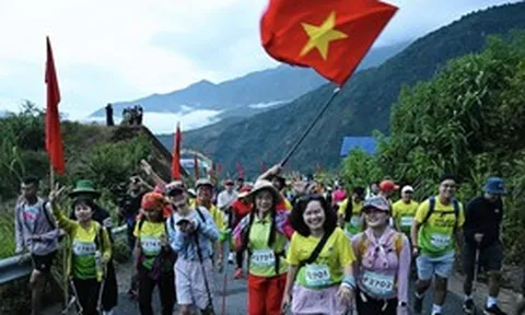 Đánh thức du lịch mạo hiểm từ những cung đường Lai Châu