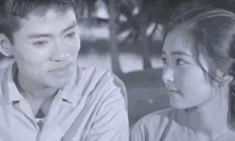 Nam nghệ sĩ từng là thầy giáo dạy Văn, có con trai cũng là diễn viên nổi tiếng