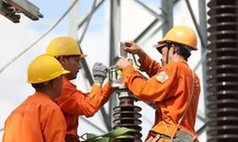Giá điện từ tháng 11 có thể giảm bao nhiêu?