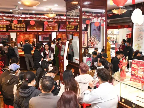 Doanh nghiệp vàng tăng tốc trước mùa cao điểm Thần Tài