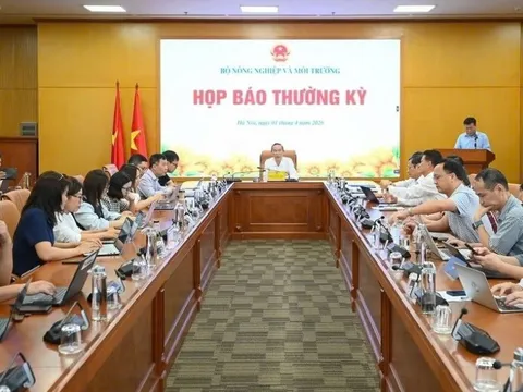 Bộ Nông nghiệp và Môi trường lên tiếng về việc 'đưa thịt lợn bẩn vào trường học'