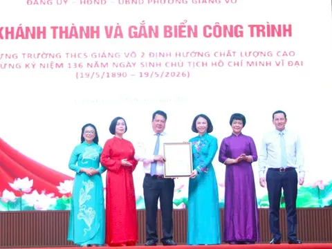 Hà Nội: Khánh thành và gắn biển công trình trường THCS Giảng Võ 2