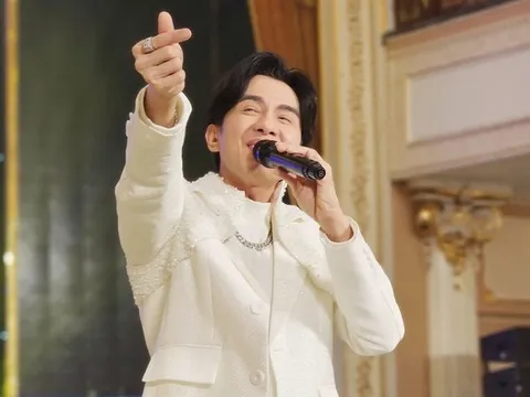 Nam ca sĩ nổi tiếng showbiz lần đầu trải lòng chuyện lỡ duyên