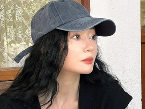 Nữ NSƯT có đôi mắt buồn nhất Việt Nam: Là mẹ đơn thân, U50 sống một mình trong căn hộ rộng 131m2