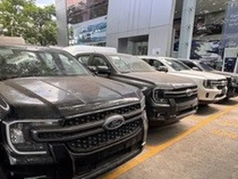 Doanh số xe chạy dầu diesel giảm một nửa, đại lý tồn kho lớn