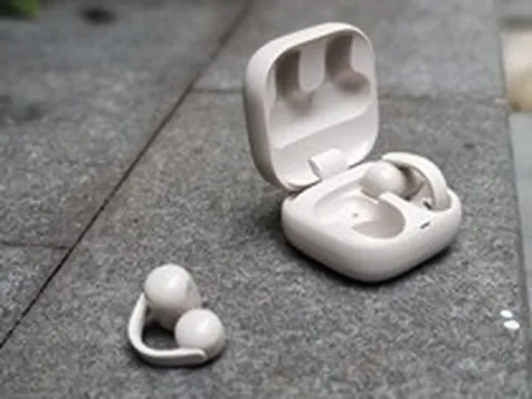 Sony LinkBuds Clip WF-LC900: Tai nghe cho người 'không muốn tách khỏi thế giới'