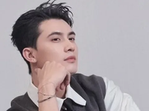 Mỹ nam thế hệ mới với gương mặt hoàn hảo chuẩn "tỷ lệ vàng"