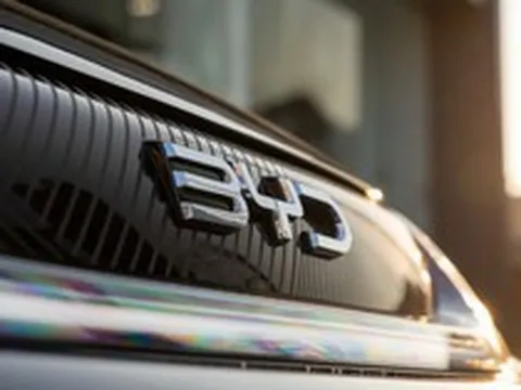 BYD vừa làm một việc lạ tại Việt Nam: Ra mắt bản nâng cấp của một mẫu EV, đi xa hơn nhưng giá rẻ hơn 100 triệu