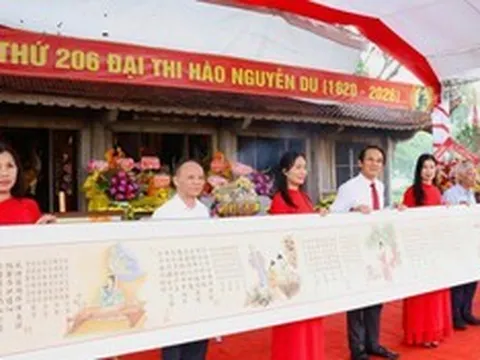Phát huy di sản văn hóa Đại thi hào Nguyễn Du, khẳng định bản sắc dân tộc trên trường quốc tế