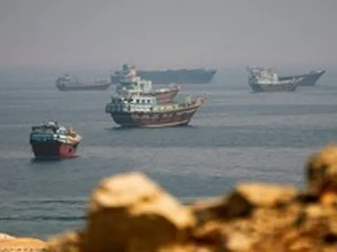 Đô đốc quân đội Mỹ báo điều khó tin từ eo biển Hormuz