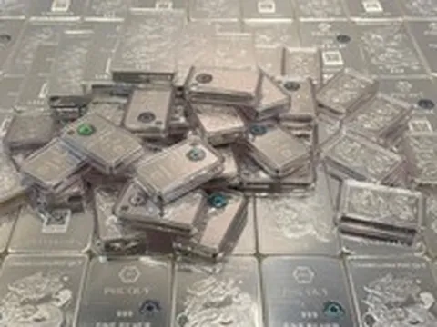 Giá bạc sáng ngày 29/10 tiếp tục giảm tại Bảo Tính Mạnh Hải, Phú Quý, DOJI, Sacombank
