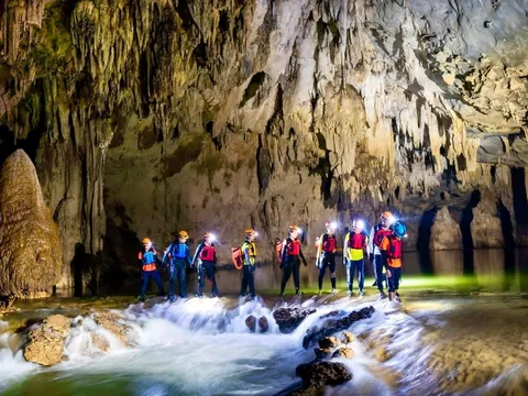 Top 3 tour Quảng Bình 3N2Đ hút tín đồ ưa mạo hiểm nhất